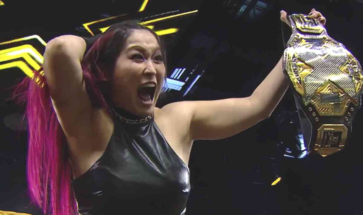 紫雷イオがWWE女子タッグ王者組ベイリー＆サーシャを一蹴！【WWE・NXT・2020.6.17・PART2】